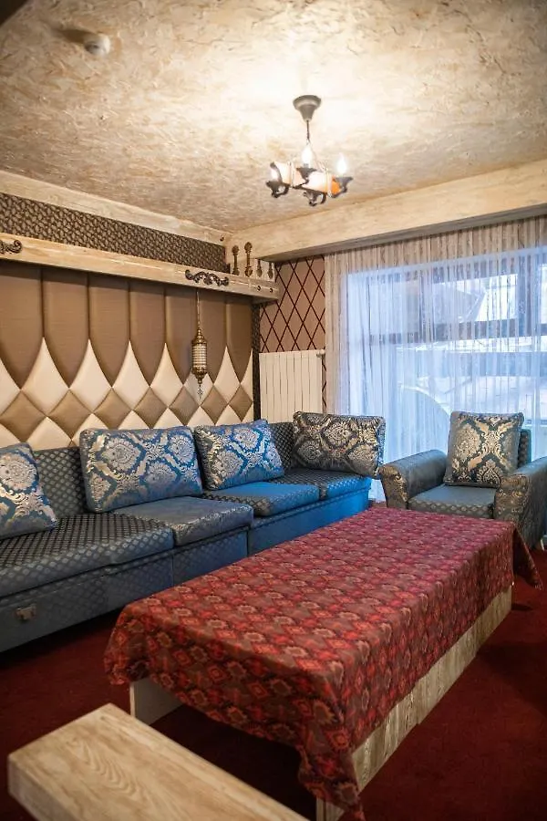 Qesr Hotel Restaurant Baku